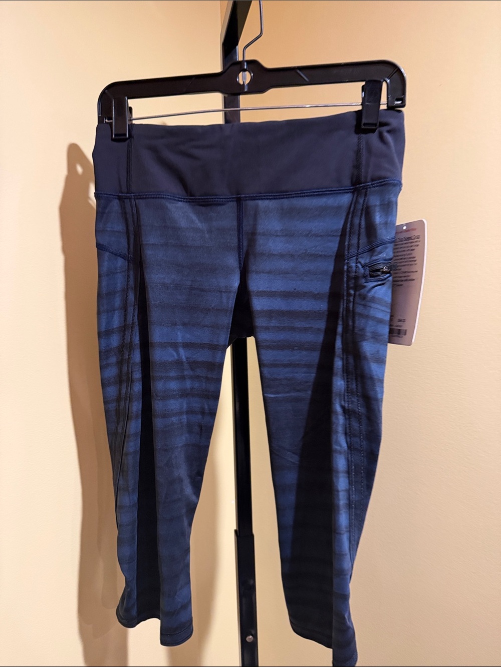 lululemon Navy Blue Striped Cropped Leggings
